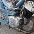 688661-17 Victoria veteran moped