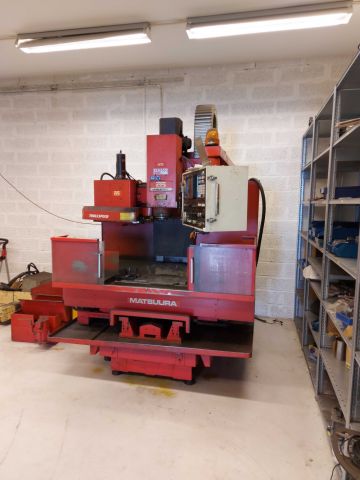 692869-2 Multi-operation machine Matsuura MC-500V2 -86 (4-axis)