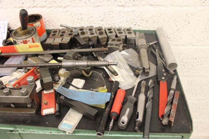 692872-14 Lathe Schaublin 135 (incl. A lot of tools)