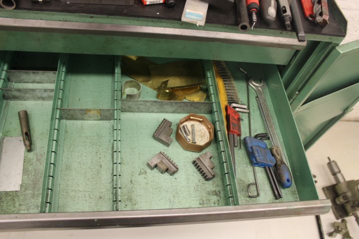 692872-19 Lathe Schaublin 135 (incl. A lot of tools)