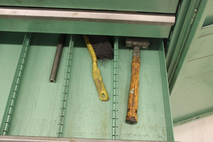 692872-22 Lathe Schaublin 135 (incl. A lot of tools)