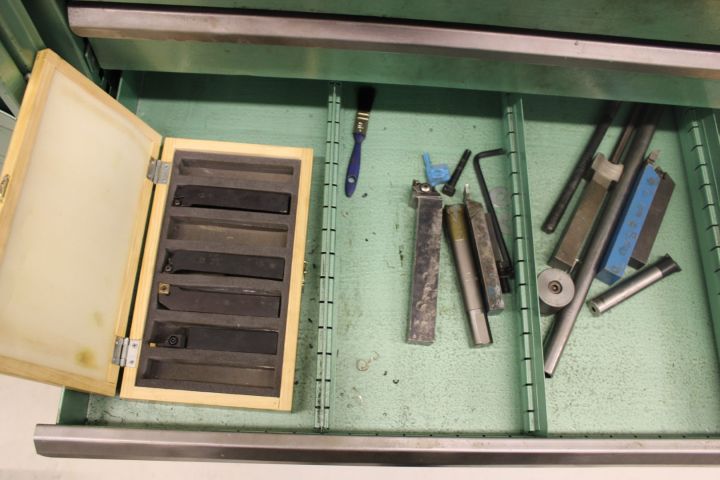 692872-21 Lathe Schaublin 135 (incl. A lot of tools)