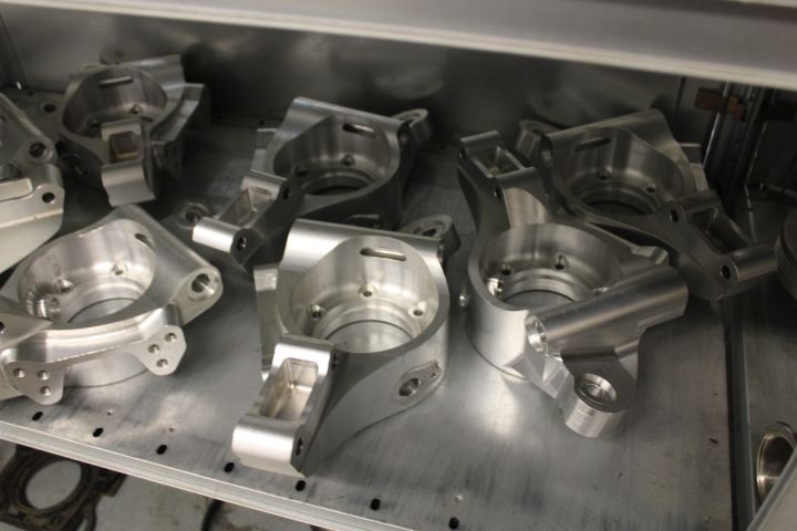 692956-3 Upright's "Trollspeed" for Nissan Sunny GTI-R, tot 8 pcs