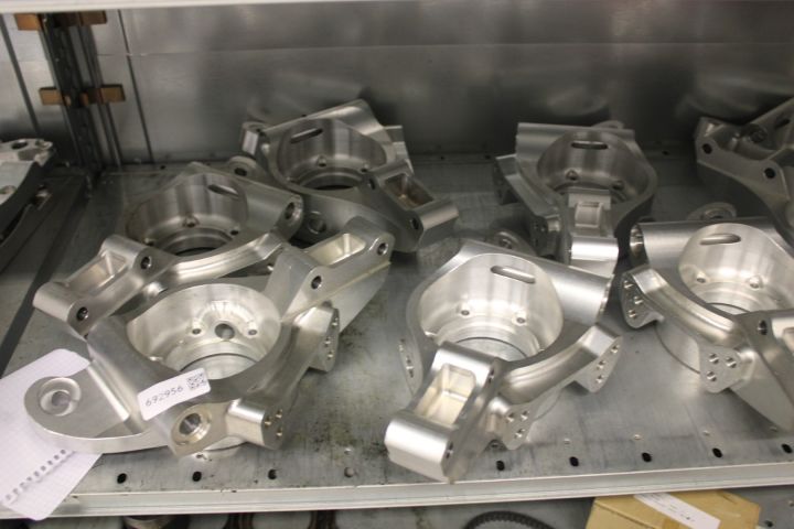 692956-4 Upright's "Trollspeed" for Nissan Sunny GTI-R, tot 8 pcs