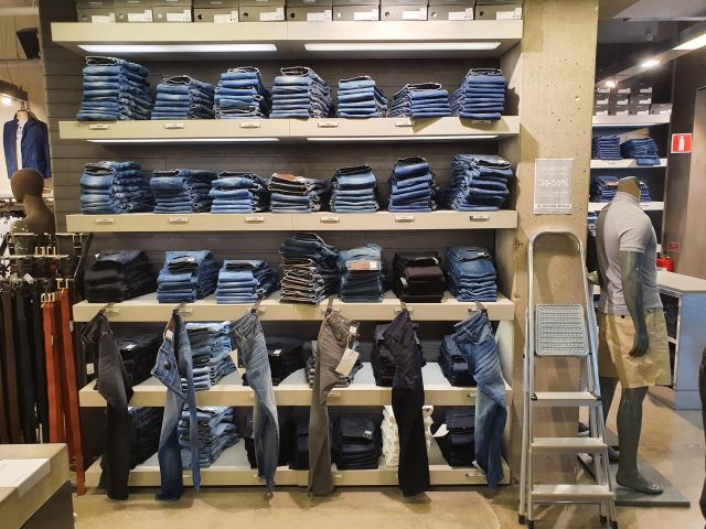 697802-25 Complete store interior from G-Star store in Frölunda