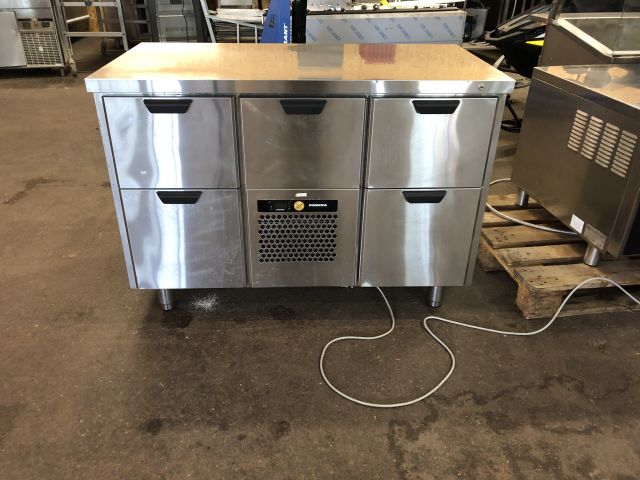 698155-1 Porkka bar fridge with 5 drawers