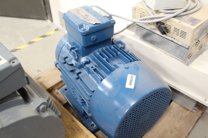 660860-2 Induction motor WEG AL160M / L-40 -15