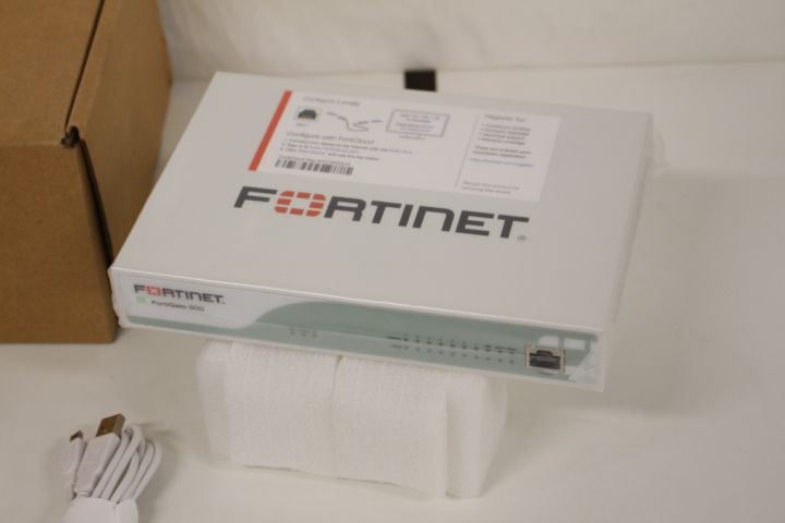 661617-2 Fortinet FortiWifi 60D, new condition!