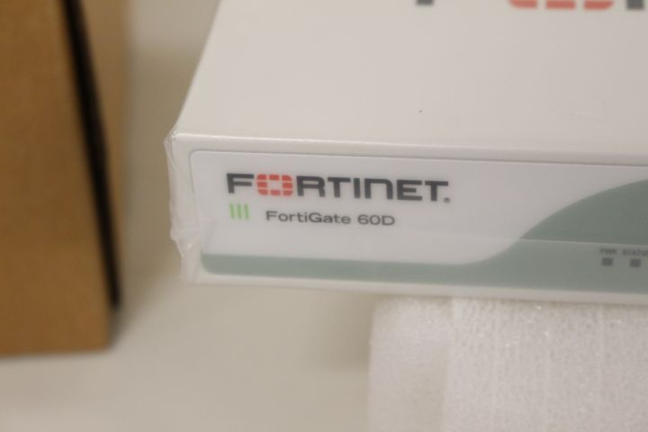 661617-3 Fortinet FortiWifi 60D, new condition!