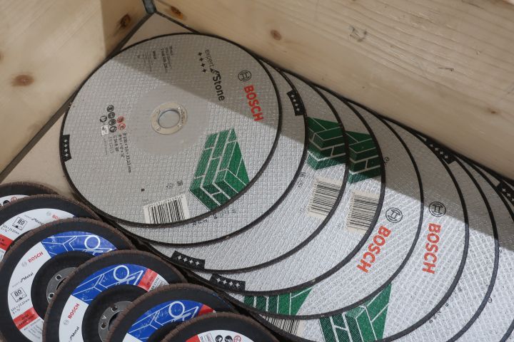698347-7 Sortiment med kapskivor/sliprondeller