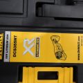 699245-4 Multi-tool Dewalt DCS355NT without batteries and charger