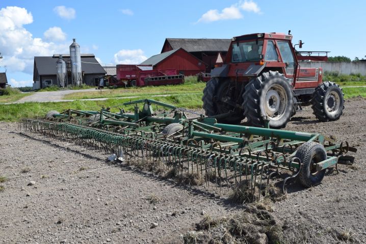 646390-10 Harv Wiberg 97 pegs - 10.5 m