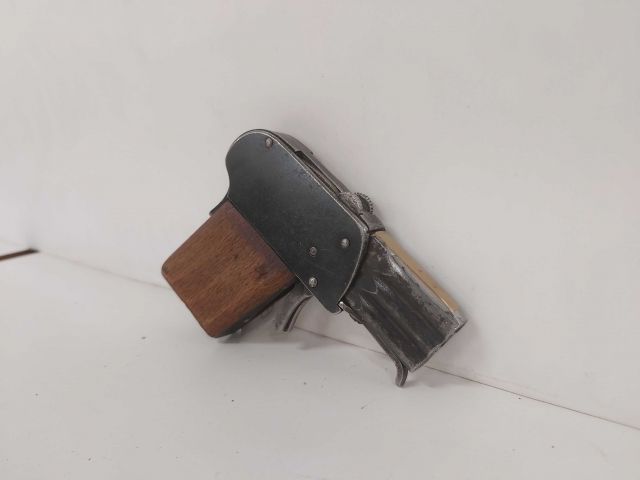 661637-2 Pistol Emge