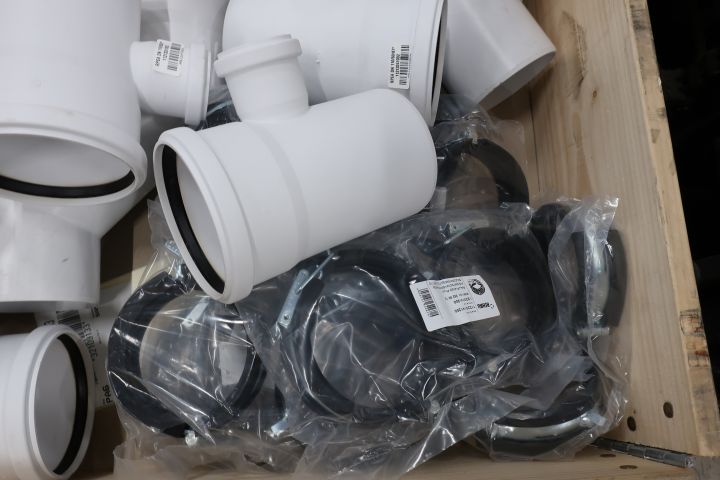 699317-2 Various plumbing articles