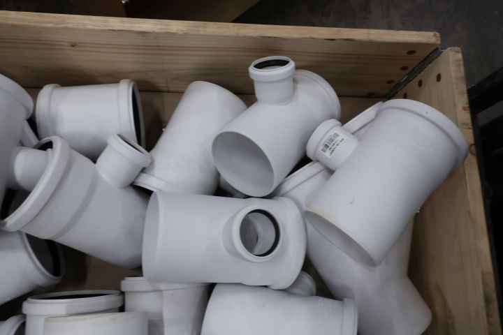 699317-3 Various plumbing articles