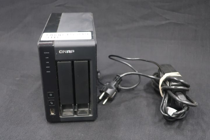 698400-1 Nas Qnap TS-219 3TB