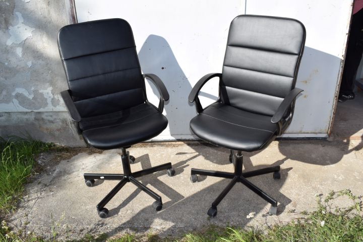 633127-1 2 Ikea Torkel work chairs