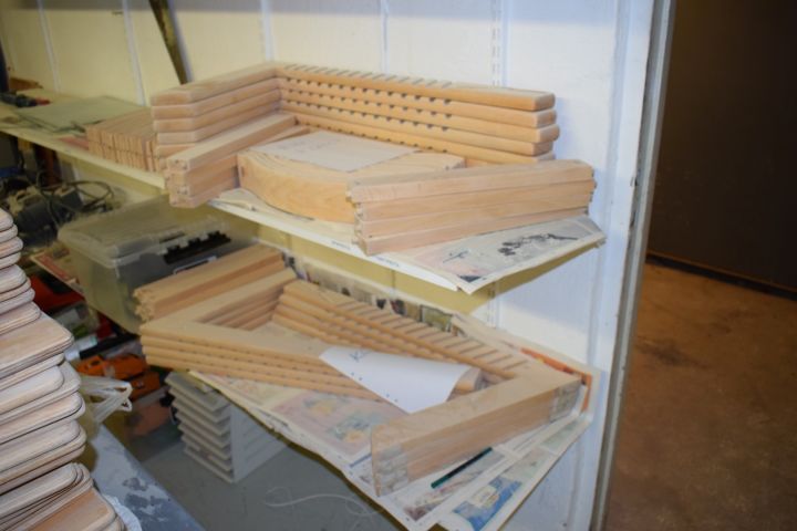 633181-4 About 15 highchairs Stokke Tripp Stairs in parts