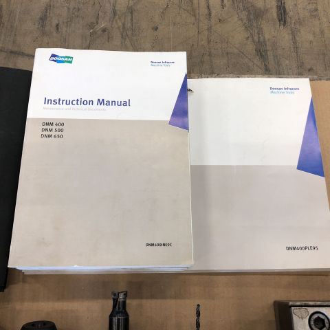 697084-9 VMC Doosan DNM 400