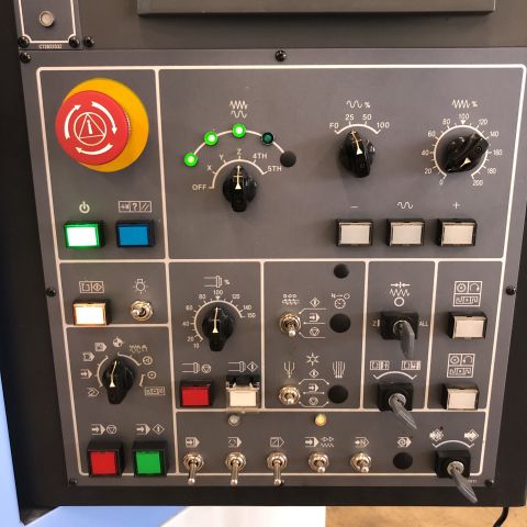 697084-24 VMC Doosan DNM 400