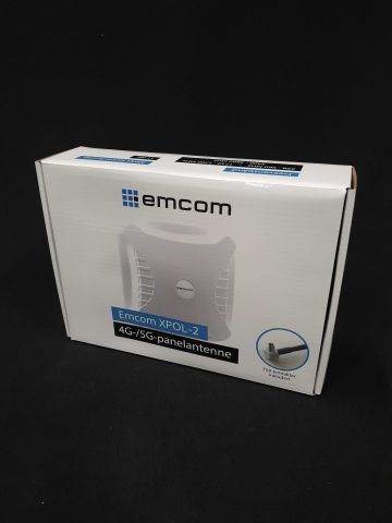 698072-2 4G / 5G antenna EMCOM XPOL-2