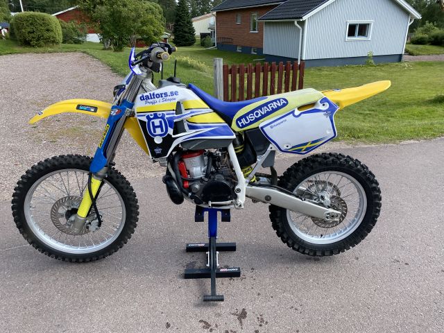 700375-1 Husqvarna / Cagiva 250CR -95.