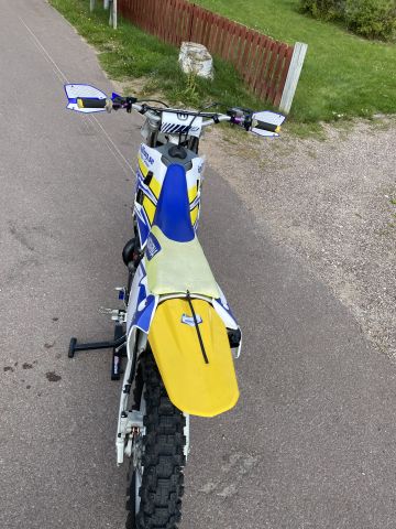 700375-6 Husqvarna / Cagiva 250CR -95.