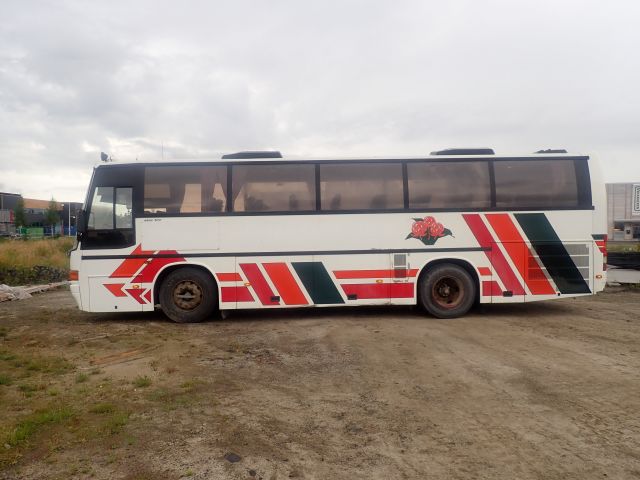 621259-4 Bus Scania regnr CLT026