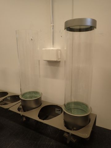 687675-7 6 dispensers for eg soft ice cream sprinkles.