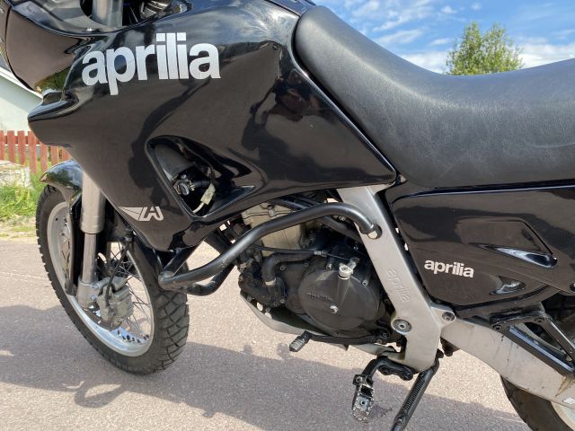 700377-9 APRILIA PIGASO 650 -92