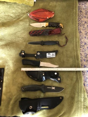 685857-1 Wilderness knives, Linder, Kershaw etc. and 1 belly opener