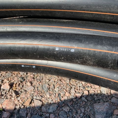 699758-4 Pressure pipe Pipelife PE80 SDR17 PN8 - C1.75 / PN6.3 - 25 meters