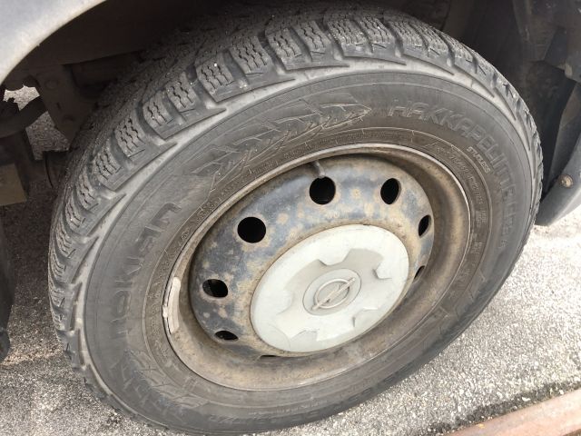 700969-24 Opel Movano Van 2.5 CDTI -05