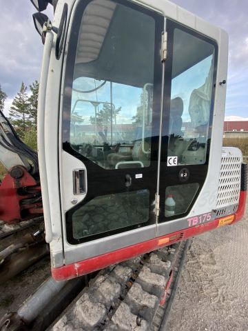 661314-9 Take Job Excavator TB175W from 2005