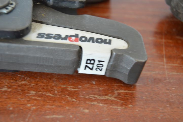 658807-5 2 pcs Press jaws