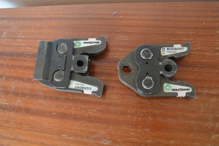 658807-7 2 pcs Press jaws