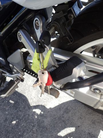 687693-40 Suzuki Bandit 1200 S -05 Reg No. XAJ530