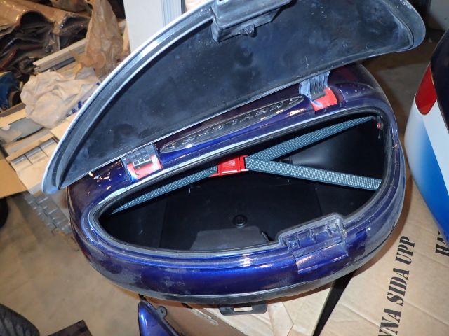 687693-52 Suzuki Bandit 1200 S -05 Reg No. XAJ530