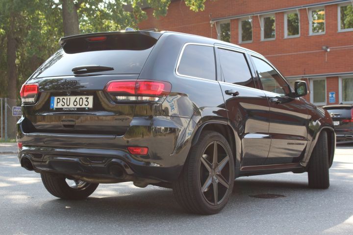 701353-7 Jeep Grand Cherokee SRT Red Vapor 6.4 V8 4WD Automatic, 468hp, PSU603 (2,958 mil) -15