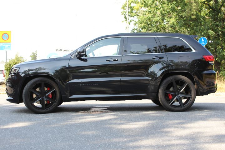 701353-4 Jeep Grand Cherokee SRT Red Vapor 6.4 V8 4WD Automatic, 468hp, PSU603 (2,958 mil) -15