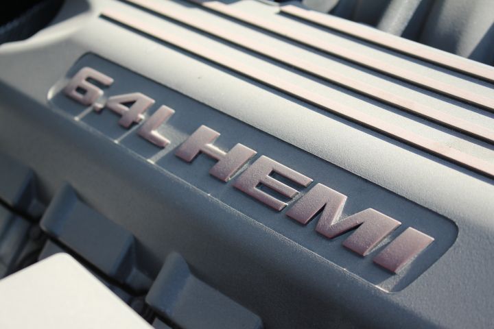 701353-30 Jeep Grand Cherokee SRT Red Vapor 6.4 V8 4WD Automatic, 468hp, PSU603 (2,958 mil) -15