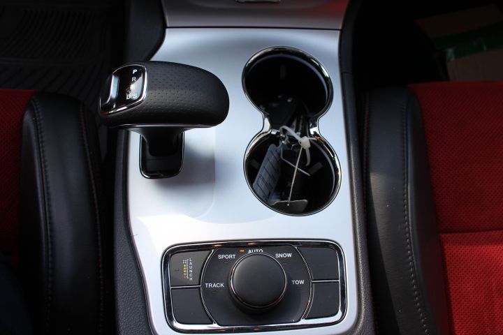 701353-45 Jeep Grand Cherokee SRT Red Vapor 6.4 V8 4WD Automatic, 468hp, PSU603 (2,958 mil) -15