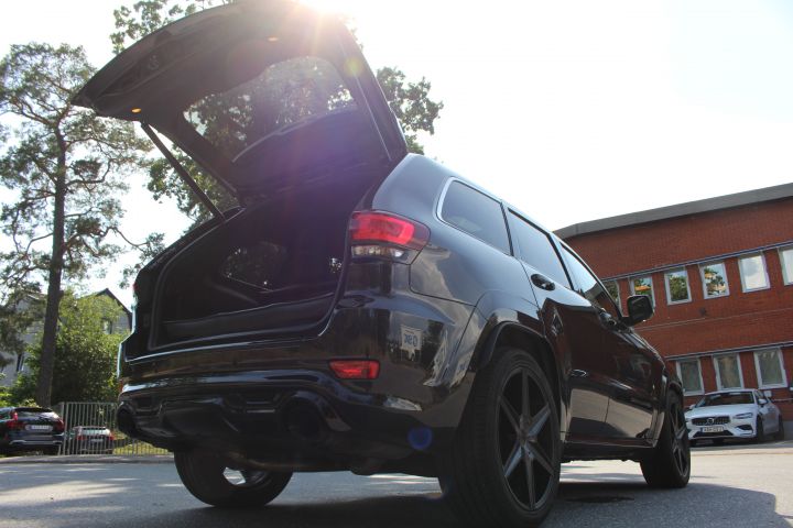 701353-21 Jeep Grand Cherokee SRT Red Vapor 6.4 V8 4WD Automatic, 468hp, PSU603 (2,958 mil) -15