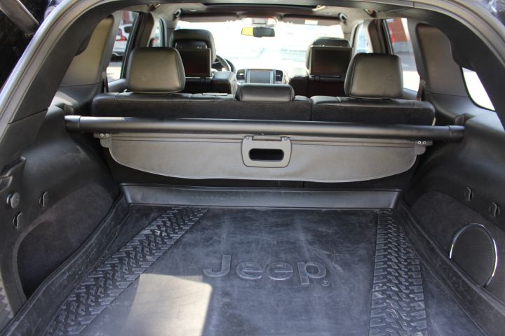 701353-69 Jeep Grand Cherokee SRT Red Vapor 6.4 V8 4WD Automatic, 468hp, PSU603 (2,958 mil) -15