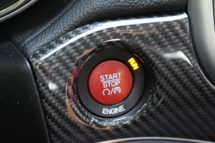 701353-48 Jeep Grand Cherokee SRT Red Vapor 6.4 V8 4WD Automatic, 468hp, PSU603 (2,958 mil) -15