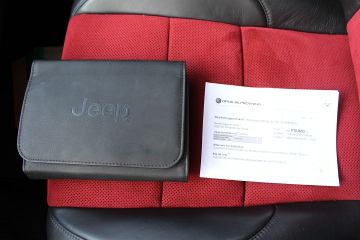 701353-86 Jeep Grand Cherokee SRT Red Vapor 6.4 V8 4WD Automatic, 468hp, PSU603 (2,958 mil) -15