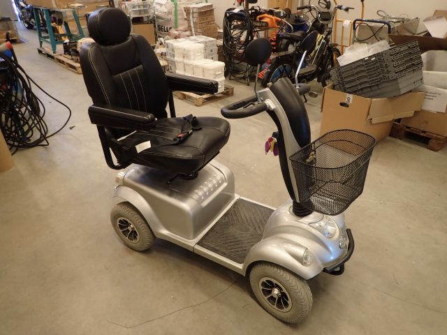 687694-3 Eloped/Permobil.