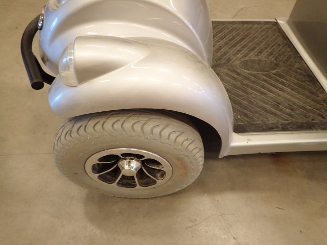 687694-16 Eloped/Permobil.