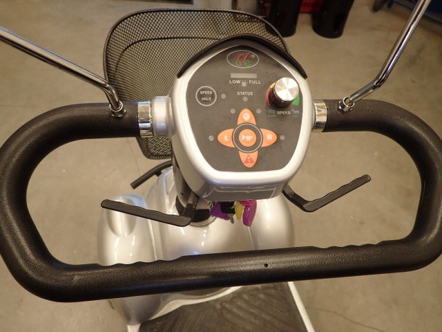 687694-18 Eloped/Permobil.