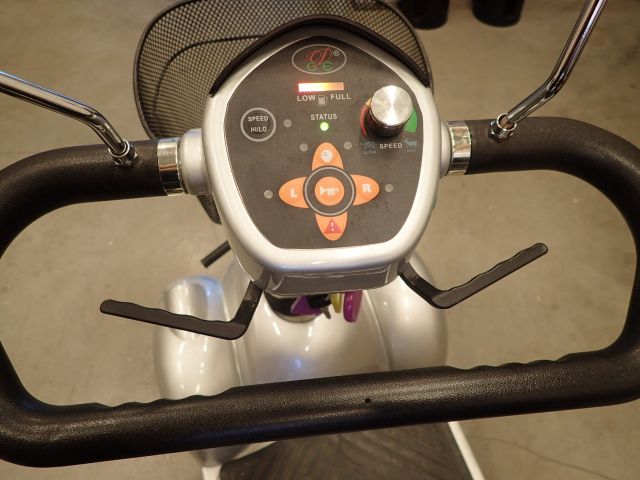 687694-19 Eloped/Permobil.